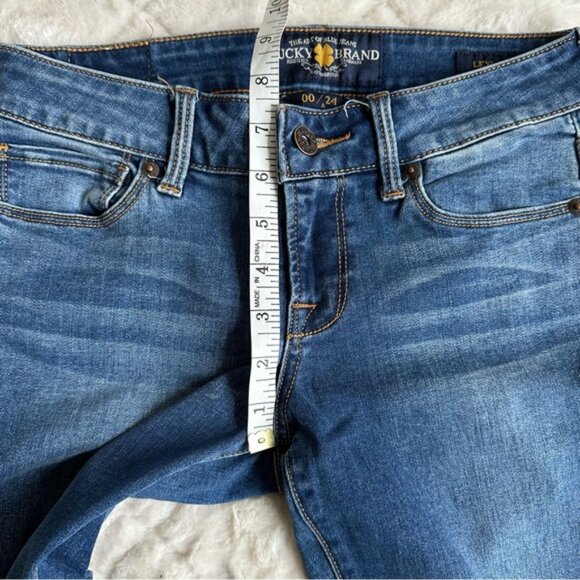 Lucky Brand | Dark Wash Denim Leyla Skinny Blue Jeans | Size 00/24A - Picture 2 of 16